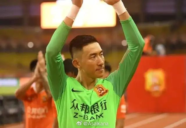 久久亚洲综合伊人